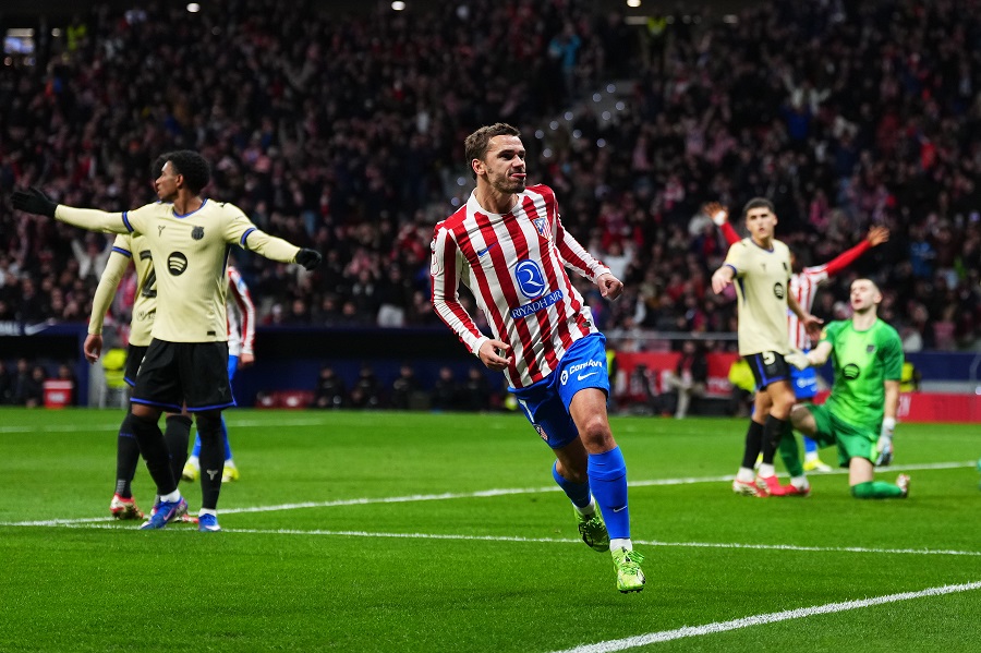 Thảm bại trước Atletico, sau hơn một thập kỷ Barcelona mới lọt lưới 4 bàn trong hiệp 1