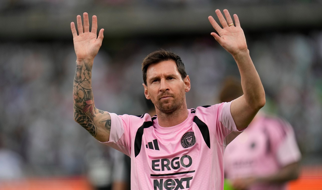Messi tại Los Angeles: Một trận đấu đặc biệt và gần 80.000 người hâm mộ