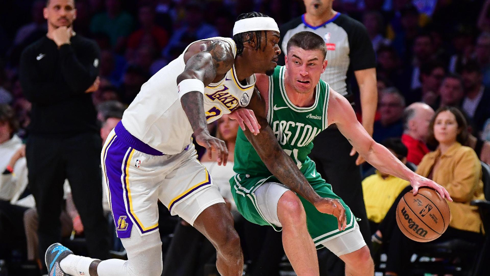 Dàn sao đắt giá Lakers thua muối mặt trước những "kép phụ" của Boston Celtics: Ngày vui bị phá hỏng