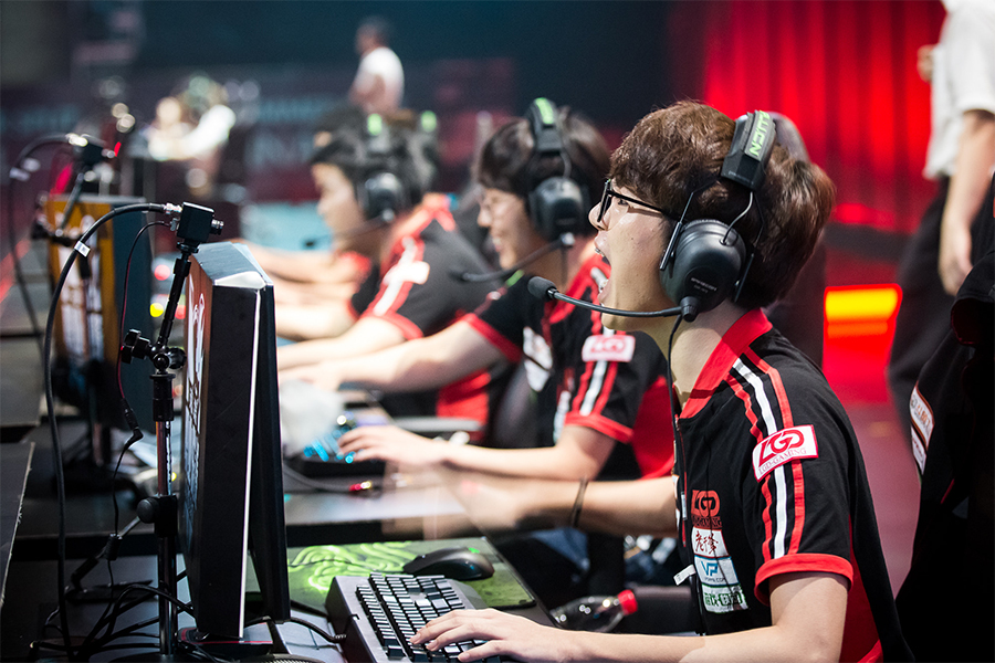 Khi phụ huynh “mở cửa” với giấc mơ Esports: Bài toán cân bằng đam mê và học tập Khi phụ huynh “mở cửa” với giấc mơ Esports: Bài toán cân bằng đam mê và học tập