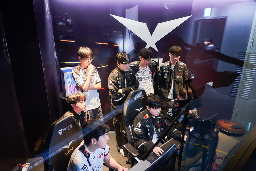 LCK Cup 2026: Khi “Hiệu ứng T1” trở thành biến số rủi ro của nền kinh tế Esports LCK Cup 2026: Khi “Hiệu ứng T1” trở thành biến số rủi ro của nền kinh tế Esports