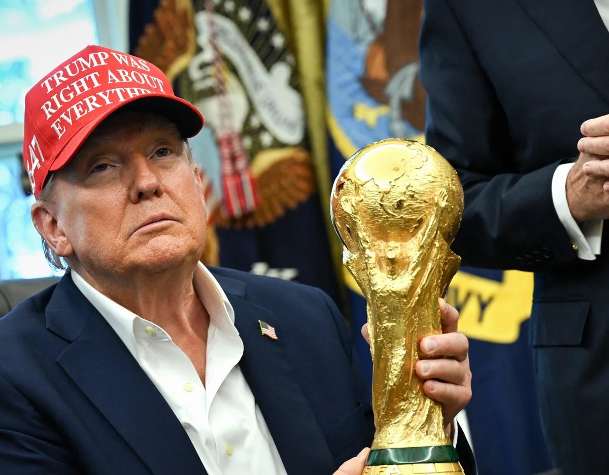 Ông Trump: “Tôi không quan tâm nếu Iran dự World Cup” Ông Trump: “Tôi không quan tâm nếu Iran dự World Cup”
