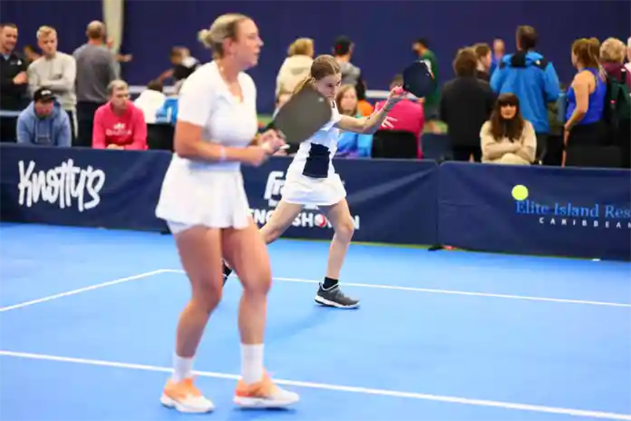 Charlotte Pressley – Nữ sinh đầu tiên tại Anh nhận học bổng pickleball Charlotte Pressley – Nữ sinh đầu tiên tại Anh nhận học bổng pickleball
