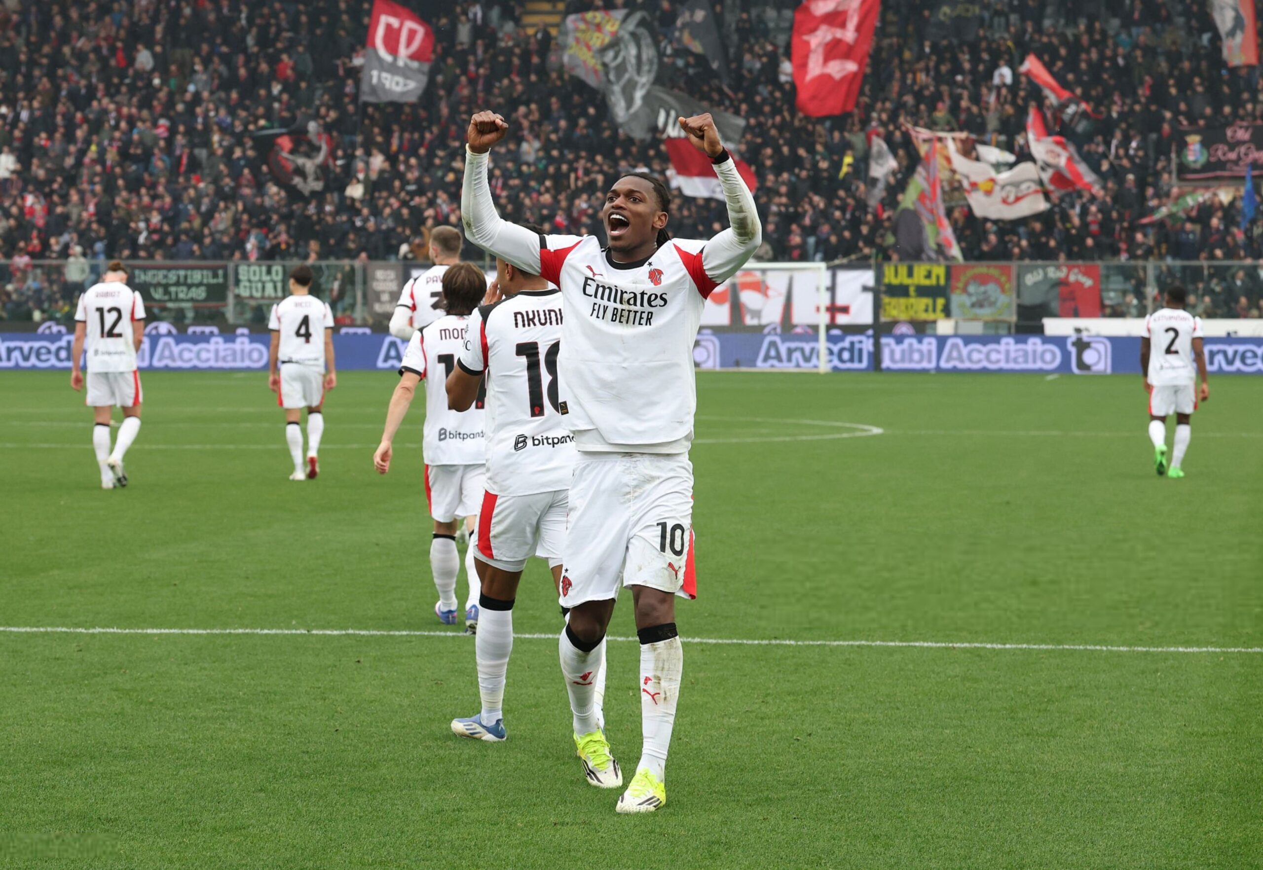Rafael Leao mở ra triển vọng gia hạn hợp đồng với AC Milan