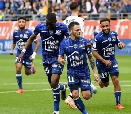 Nhận định, soi kèo Boulogne vs Amiens: Điểm tựa sân nhà