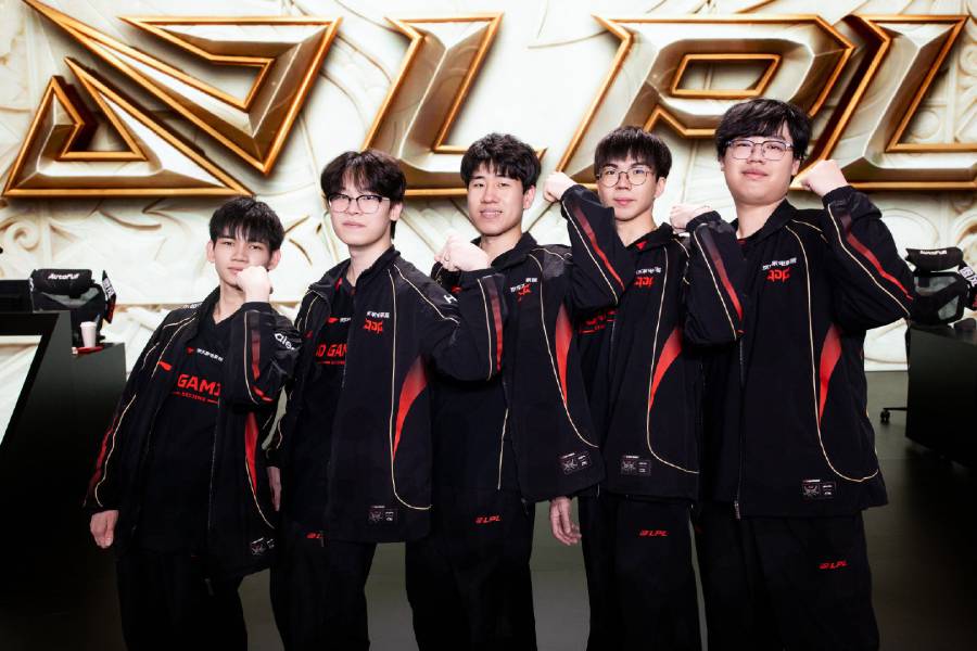 JD Gaming quét sạch Weibo Gaming, giành vé cuối cùng dự First Stand 2026 JD Gaming quét sạch Weibo Gaming, giành vé cuối cùng dự First Stand 2026