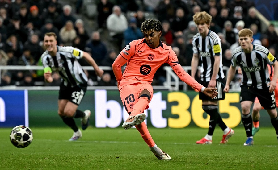 Yamal gỡ hoà cho Barcelona ở phút 90+6, Newcastle tuột chiến thắng đầy nghiệt ngã