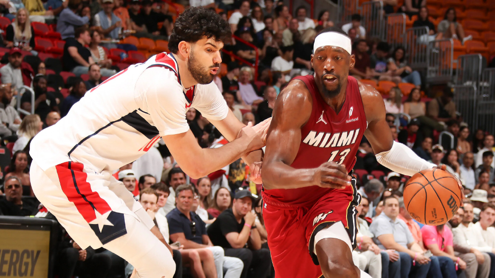 Đêm điên rồ của Bam Adebayo: Ghi 83 điểm, vượt mặt cố huyền thoại Kobe Bryant đi vào lịch sử NBA