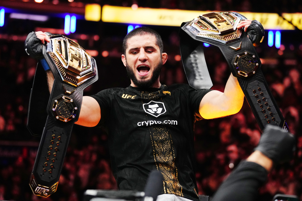 Bảng xếp hạng UFC biến động: Makhachev đứng đầu, Oliveira trở lại top 15 Pound-4-Pound