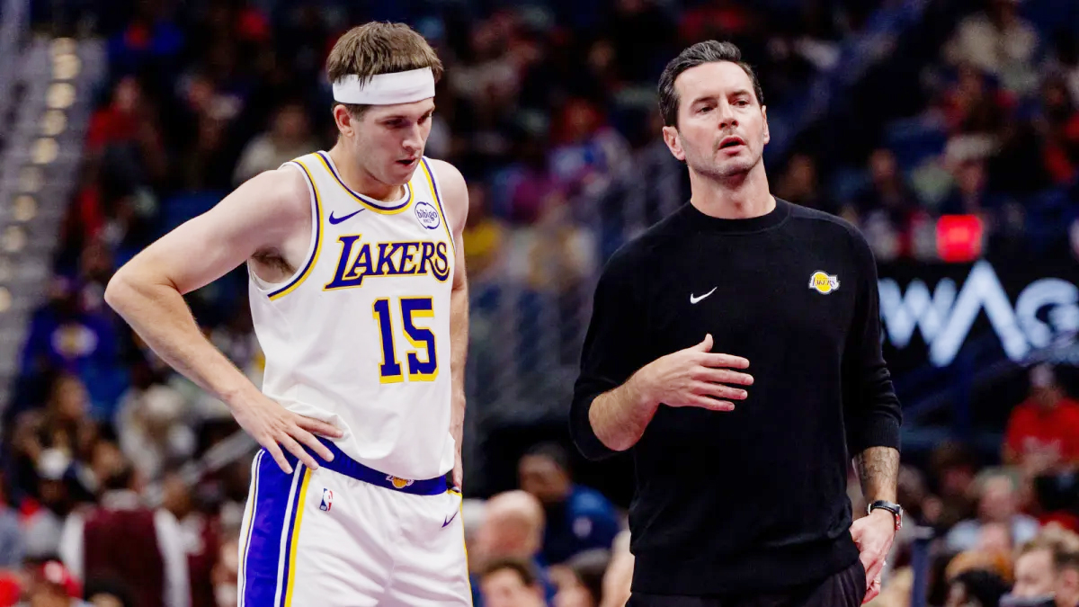 "Đó là một thứ bóng rổ dị biệt": HLV Lakers JJ Redick bất bình về kỷ lục 83 điểm của Bam Adebayo