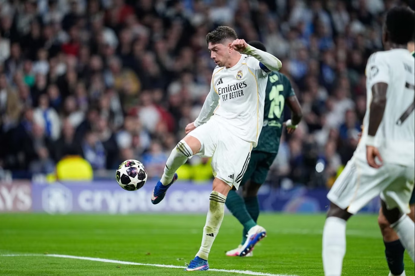 Phản ứng của HLV Guardiola sau khi Man City thua đậm Real Madrid