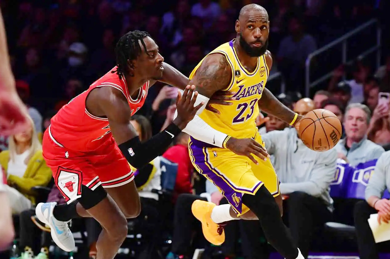 Lời khen "có cánh" từ Nhà Vua: Khi Luka Doncic và Austin Reaves gánh vác Lakers