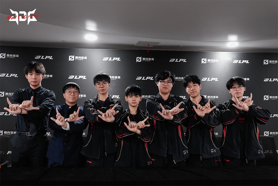 First Stand 2026: JD Gaming – Sự trở lại của “gã khổng lồ ngủ quên” First Stand 2026: JD Gaming – Sự trở lại của “gã khổng lồ ngủ quên”