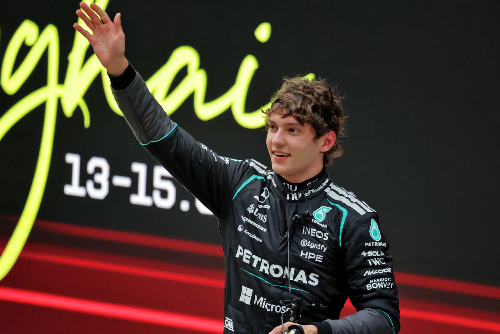 Kết quả F1 Trung Quốc: Kimi Antonelli có chiến thắng đầu đời, Hamilton giành podium đầu tiên cùng Ferrari