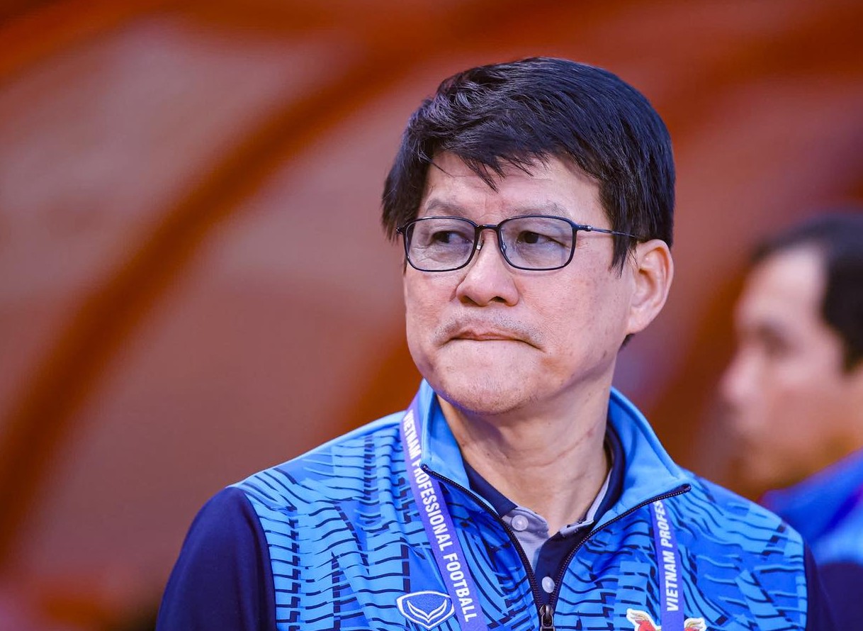 Thua CAHN, HLV Vũ Tiến Thành ‘chê’ ban huấn luyện cũ Ninh Bình Thua CAHN, HLV Vũ Tiến Thành ‘chê’ ban huấn luyện cũ Ninh Bình