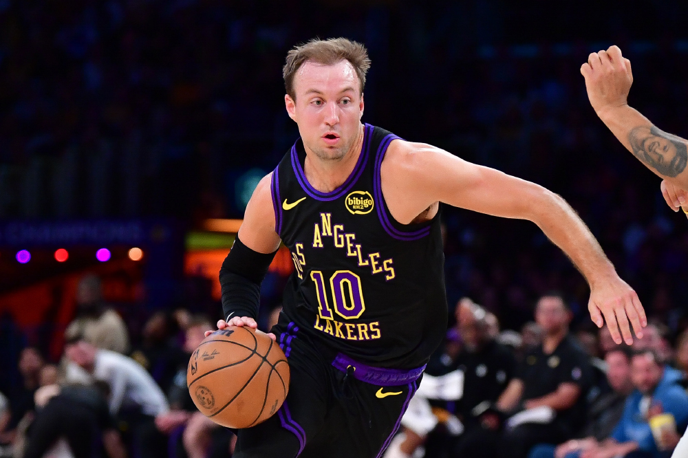 Chuyển nhượng NBA: Los Angeles Lakers dọn quỹ lương, giữ ch&acirc;n họng ph&aacute;o 3 điểm Luke Kennard