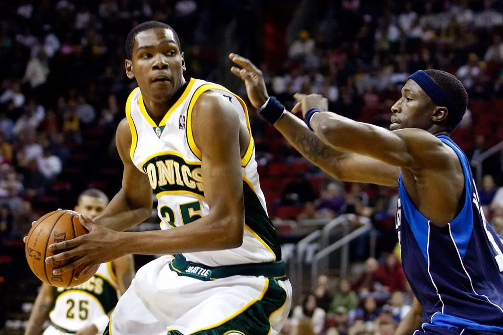 NBA mở rộng lên 32 đội: Seattle SuperSonics chuẩn bị hồi sinh, sẽ lấy lại di sản từ OKC Thunder? NBA mở rộng lên 32 đội: Seattle SuperSonics chuẩn bị hồi sinh, sẽ lấy lại di sản từ OKC Thunder?
