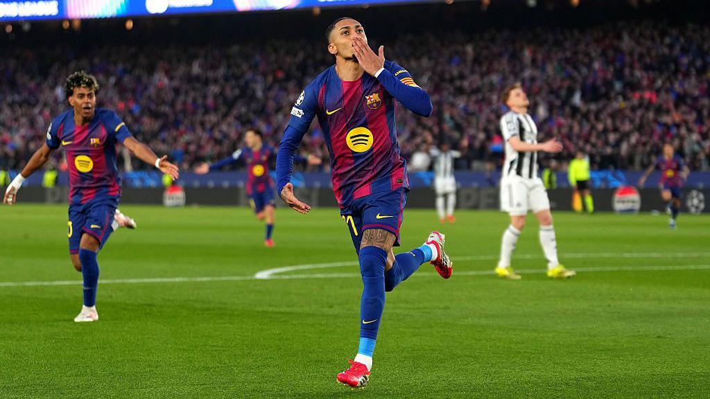 Các cặp đấu tứ kết Champions League được xác nhận: Những trận kinh điển trong mơ