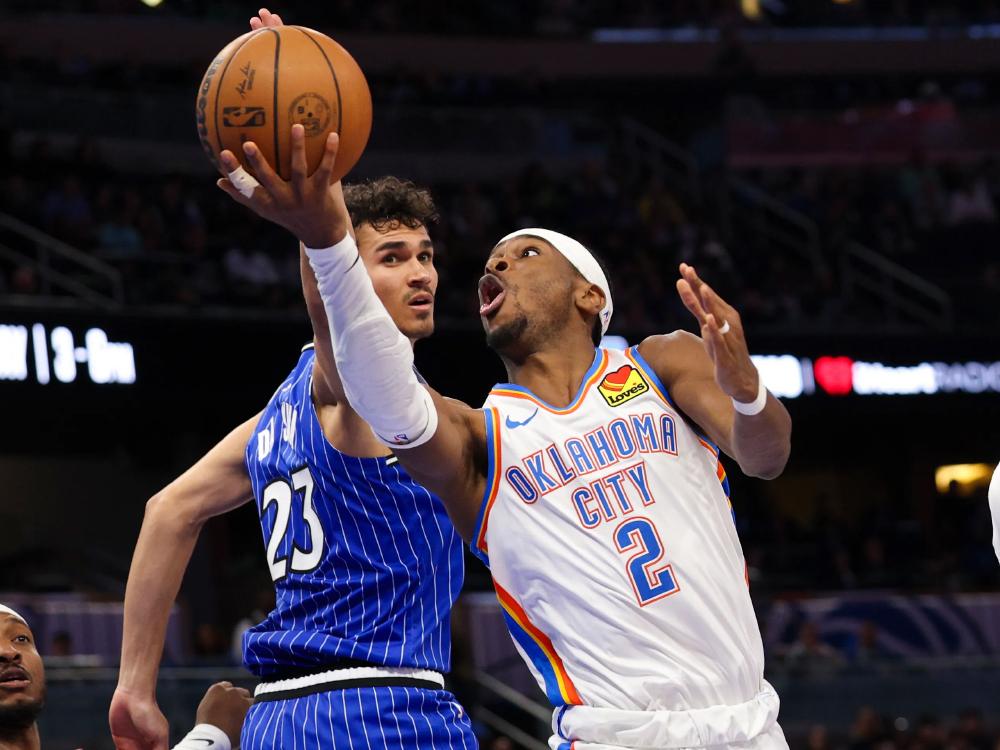 Khẳng định sức mạnh nhà ĐKVĐ: OKC Thunder trở thành đội đầu tiên chốt vé NBA Playoffs 2026 Khẳng định sức mạnh nhà ĐKVĐ: OKC Thunder trở thành đội đầu tiên chốt vé NBA Playoffs 2026