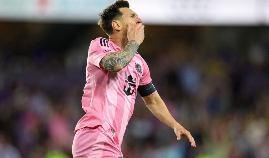 Messi trở thành cầu thủ trẻ nhất và nhanh nhất lịch sử bóng đá đạt 900 bàn thắng