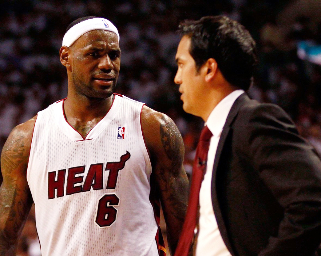 Thách thức thời gian: Erik Spoelstra ngả mũ trước sự bền bỉ phi thường của LeBron James