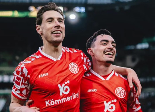 Nhận định, soi kèo Mainz vs Frankfurt: Pháo đài MEWA Arena
