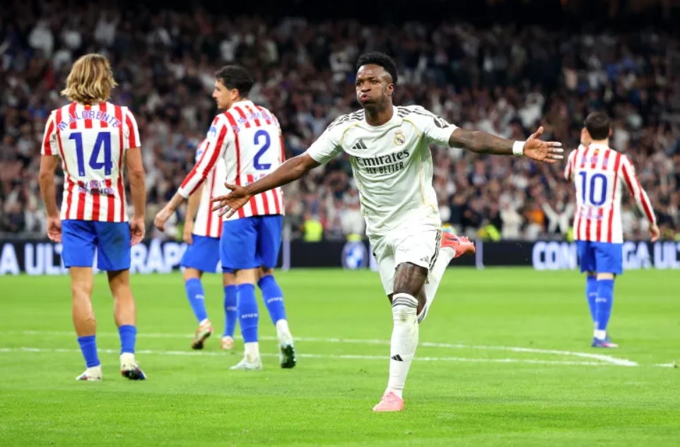 Vinicius ghi bàn quyết định, Real Madrid thắng trận derby đầy kịch tính