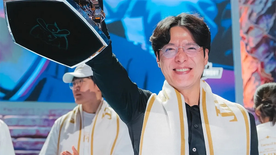 T1 thông báo HLV kkOma tạm nghỉ, Tom tiếp quản ghế nóng trước thềm LCK 2026