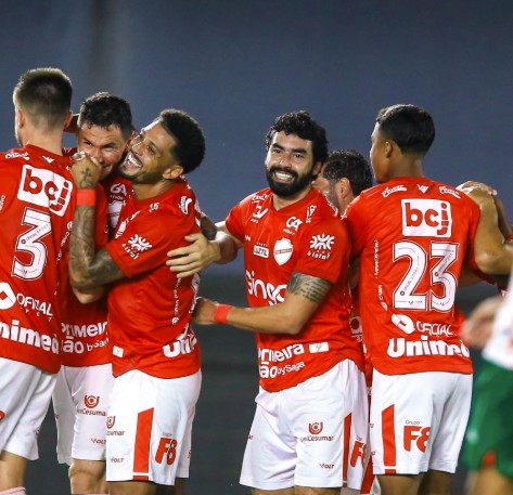 Nhận định, soi kèo Rio Branco vs Vila Nova: Bản lĩnh đội cửa trên