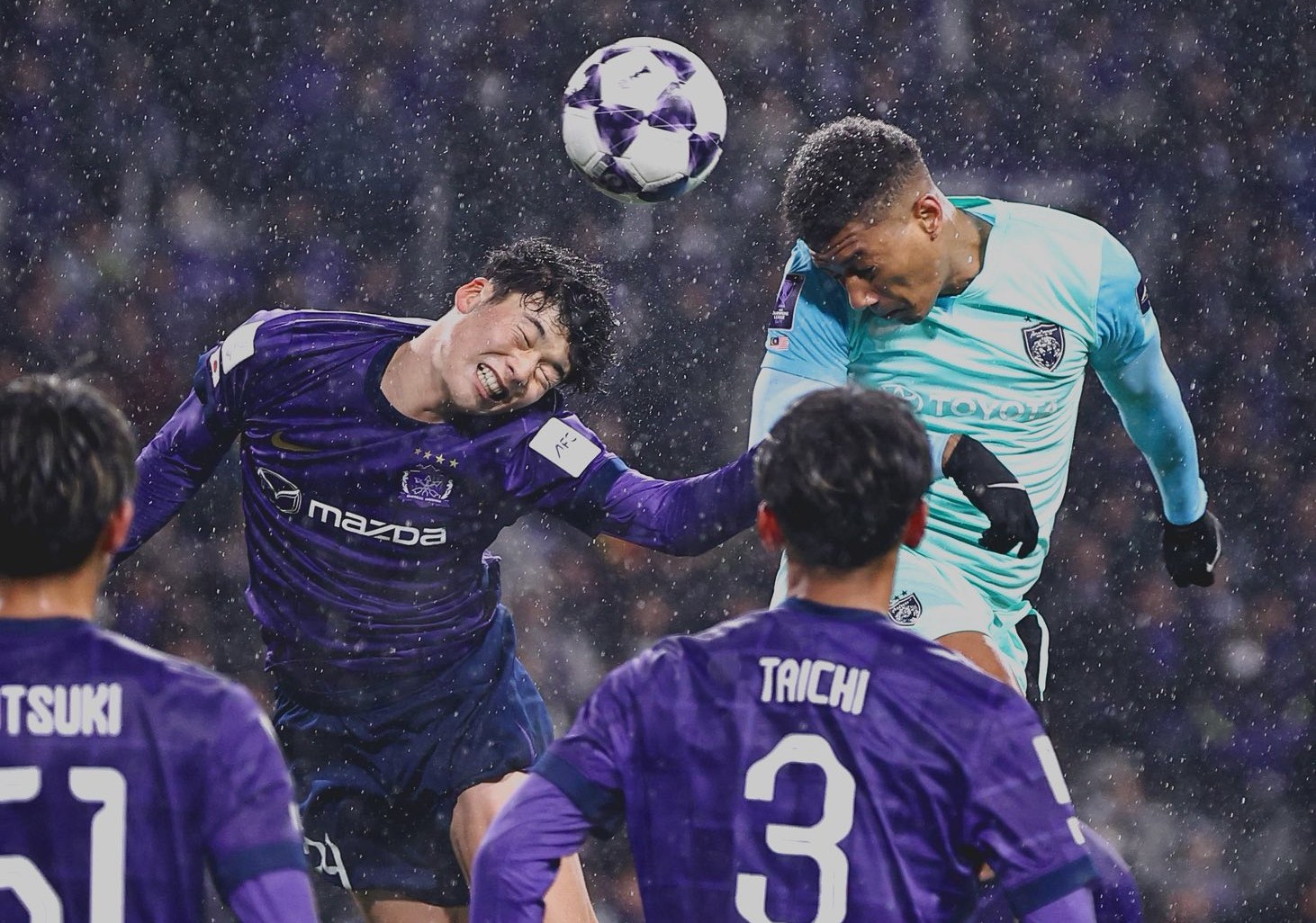 AFC phạt tiền “gã khổng lồ” bóng đá Malaysia