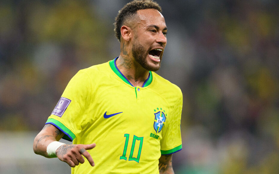 Phản ứng của Ancelotti sau khi các CĐV Brazil kêu gọi đưa Neymar trở lại