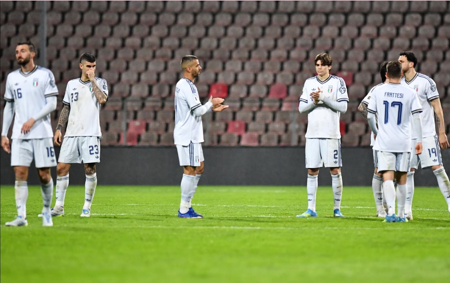 Thứ hạng FIFA cao nhưng không tham dự World Cup: Italia đứng đầu