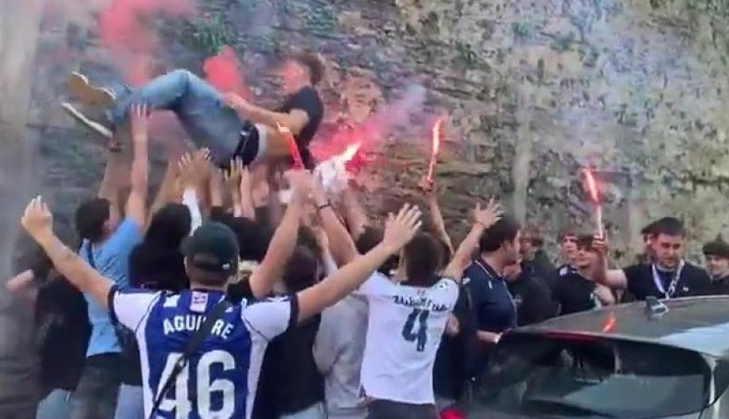 Màn đón tiếp gây bất ngờ ở quê nhà sau khi Ibai Aguirre được ra mắt cùng Real Sociedad
