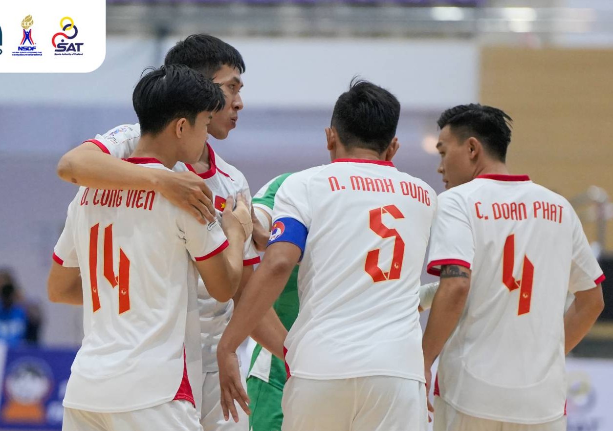 Futsal Việt Nam thị uy sức mạnh trước đại chiến Thái Lan