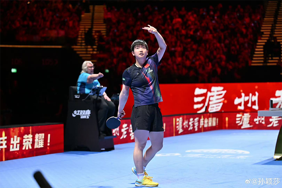 Sun Yingsha đăng quang thuyết phục, chia sẻ đầy cảm xúc sau hat-trick World Cup