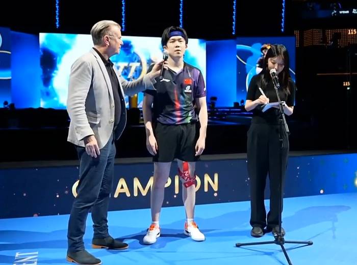 “Tôi đã sống sót đến cuối cùng” – Wang Chuqin nghẹn ngào sau khi chạm đỉnh World Cup