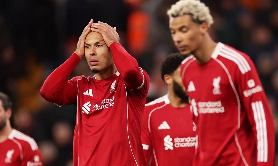 Arne Slot của Liverpool bị chê đã mắc sai lầm chiến thuật nghiêm trọng