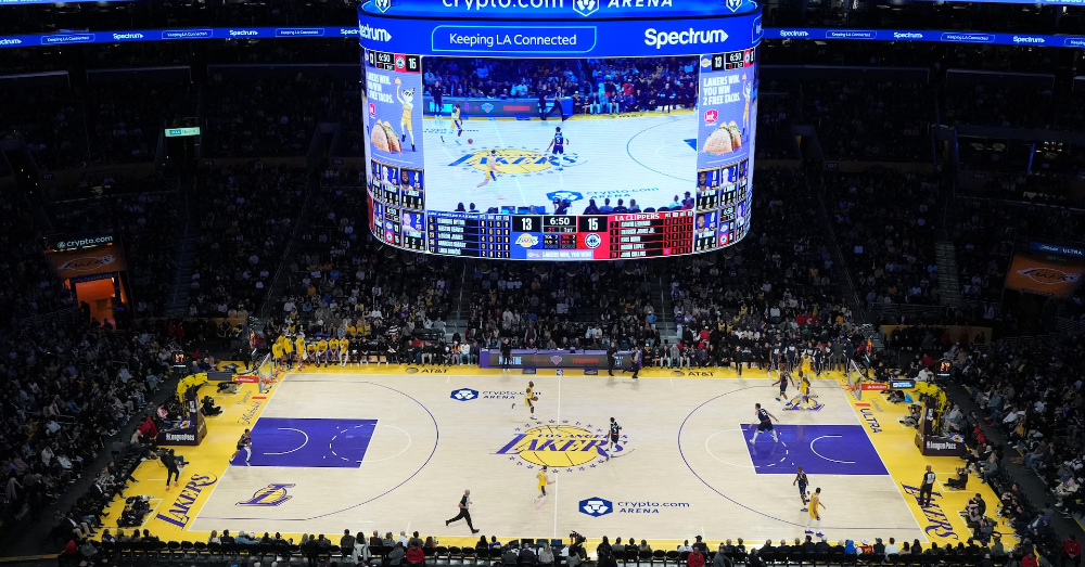 Los Angeles Lakers phá lệ để phục vụ NBA Playoffs 2026 Los Angeles Lakers phá lệ để phục vụ NBA Playoffs 2026