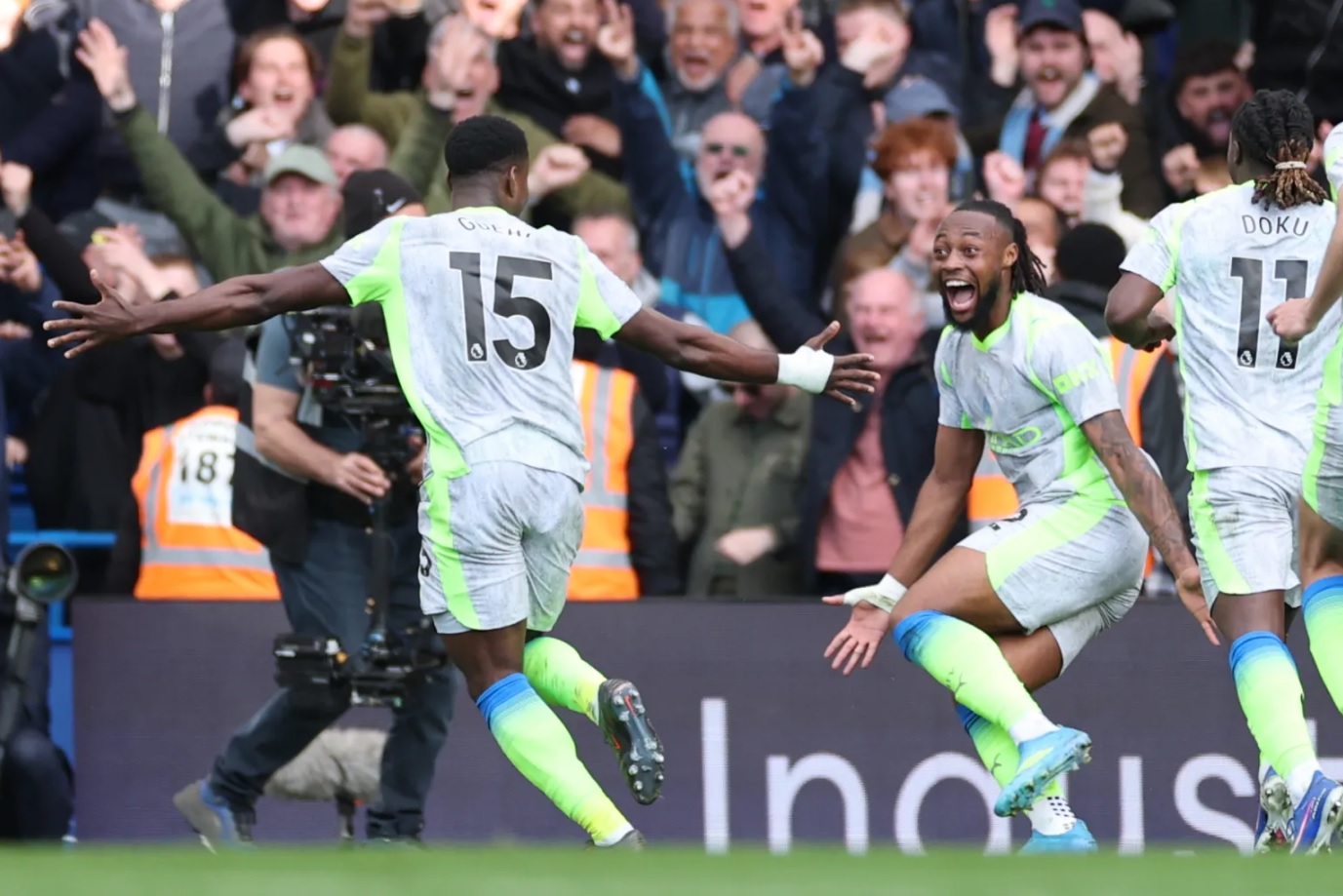 Bảng xếp hạng Ngoại hạng Anh mới nhất: Man City gây sức ép cho Arsenal Bảng xếp hạng Ngoại hạng Anh mới nhất: Man City gây sức ép cho Arsenal