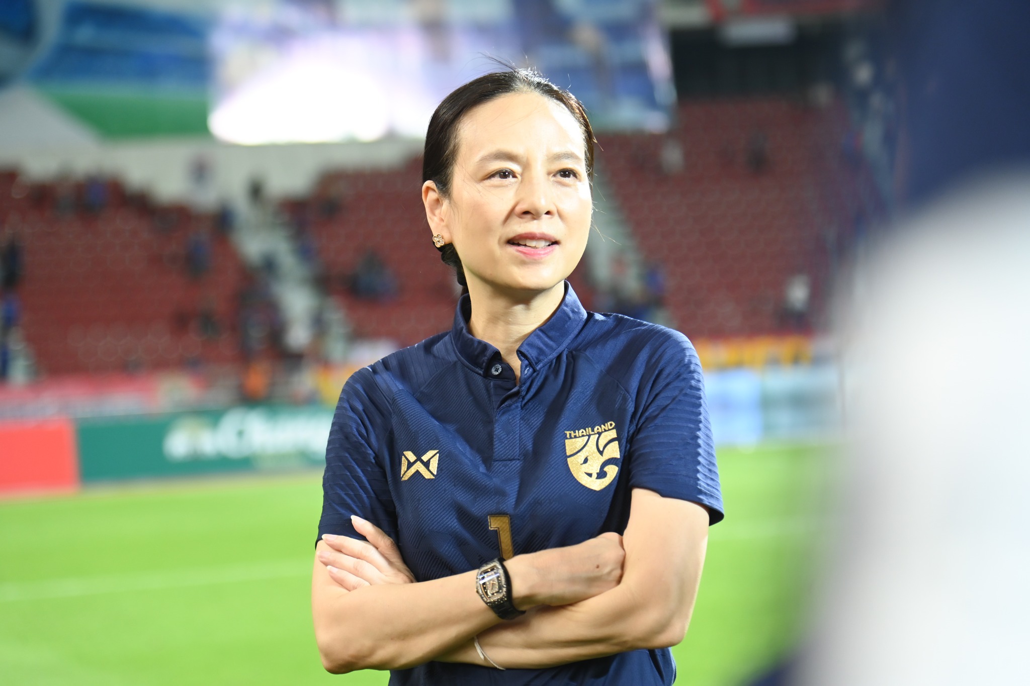 Madam Pang trải lòng sau một đêm “vừa vui vừa đau” của bóng đá Thái Lan