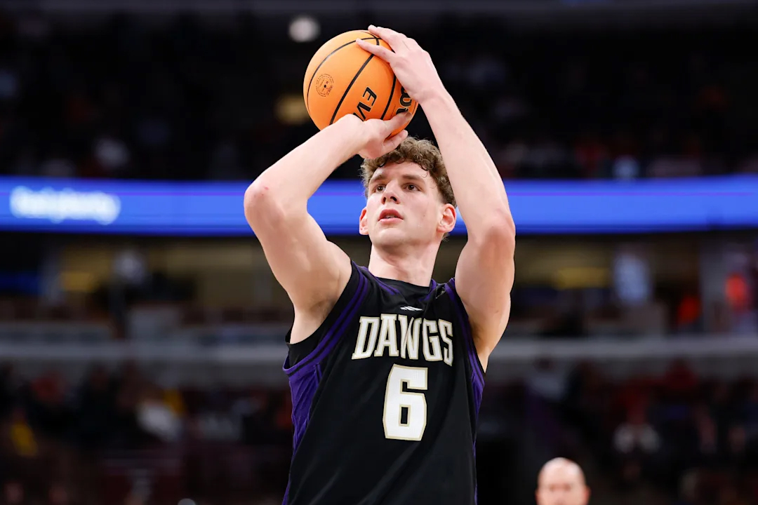 Khước từ 10 triệu USD từ NCAA, ngôi sao trẻ người Đức Hannes Steinbach nhắm thẳng tới NBA