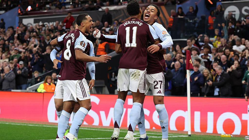 Dự đoán Aston Villa vs Sunderland, 20h00 ngày 19/4, Ngoại hạng Anh 2025/26