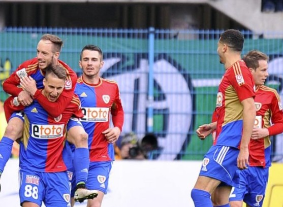 Nhận định, soi kèo Lechia Gdansk vs Piast Gliwice: Điểm tựa sân nhà