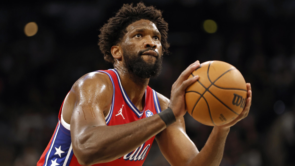Cập nhật mới nhất về Joel Embiid: Cơ hội ra sân tại vòng 1 Playoffs vô cùng mờ mịt