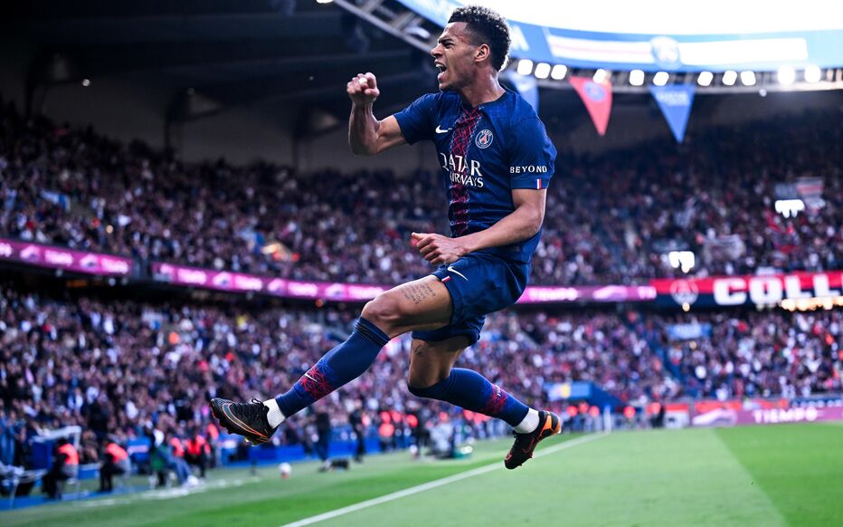 PSG dẫn trước 4 điểm trước 4 vòng cuối trong cuộc đua vô địch Ligue 1