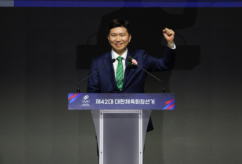Huyền thoại bóng bàn Hàn Quốc Ryu Seung-min bị điều tra liên quan cáo buộc tài chính Huyền thoại bóng bàn Hàn Quốc Ryu Seung-min bị điều tra liên quan cáo buộc tài chính