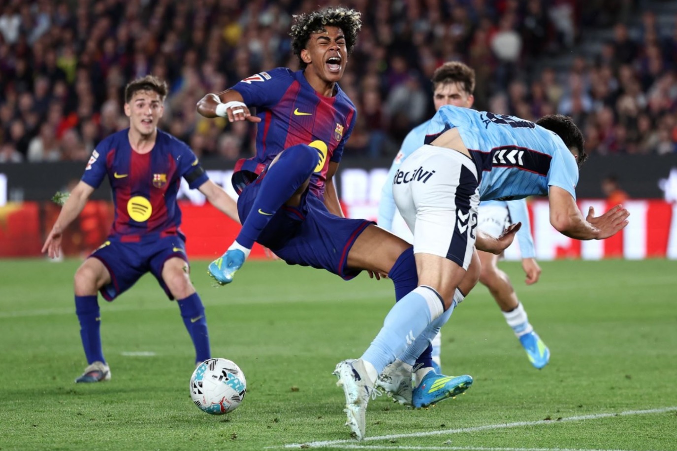 Barcelona sẽ thực hiện giải pháp thay thế cho Lamine Yamal như thế nào?