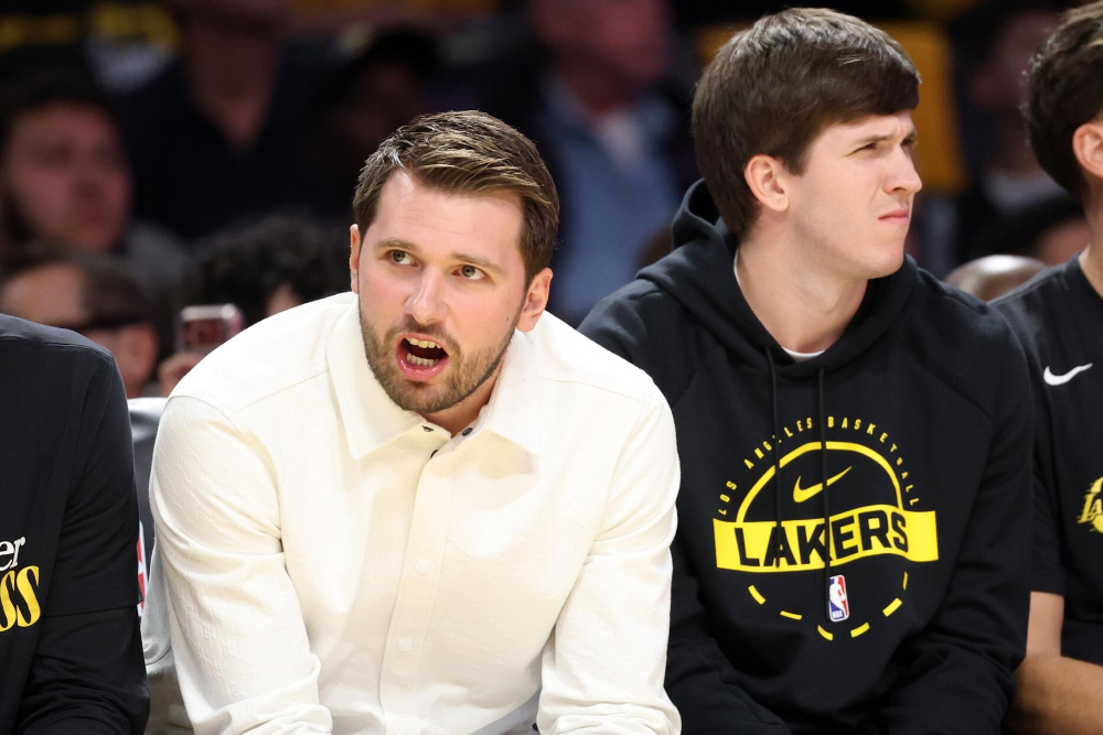 Ghi trung bình 33,5 điểm, Luka Doncic khẳng định đẳng cấp siêu sao với cú đúp giải thưởng NBA 2026