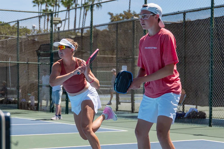 Làn sóng trẻ đổ bộ pickleball: Tài năng 15 tuổi ký hợp đồng chuyên nghiệp với PPA