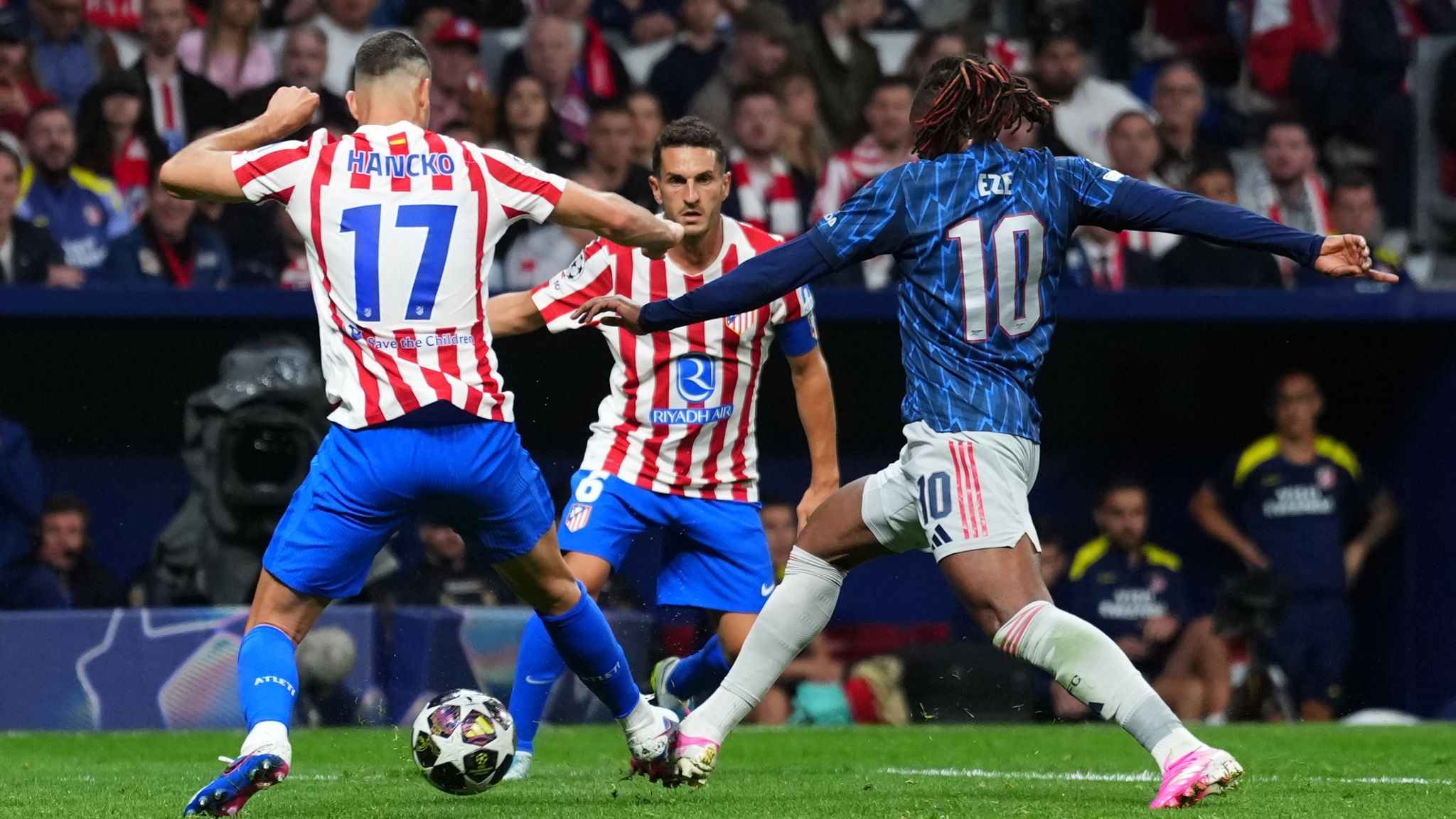 Arsenal chỉ trích quyết định "hoàn toàn không thể chấp nhận được" khi hủy bỏ quả phạt đền